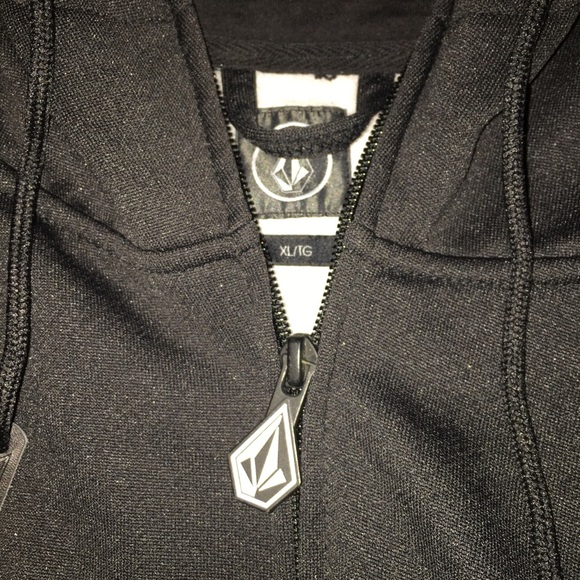 Doesn’t fit, a little too tall - Picture 3 of 6